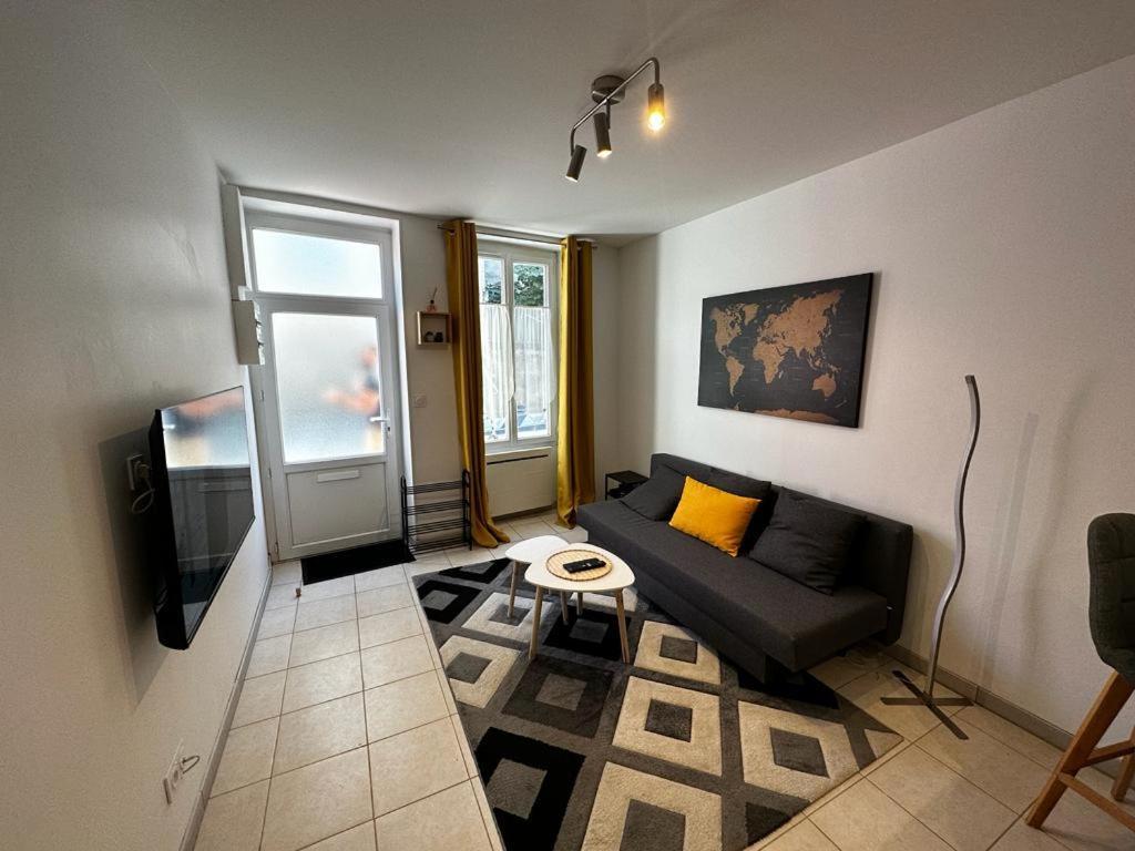 Le Saint Maixent, Maison De Ville, Baby Foot, Wifi Exterior foto