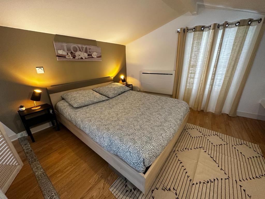 Le Saint Maixent, Maison De Ville, Baby Foot, Wifi Exterior foto